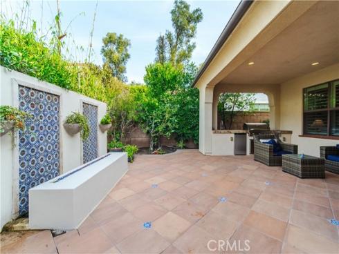 65 Rolling , Irvine, CA