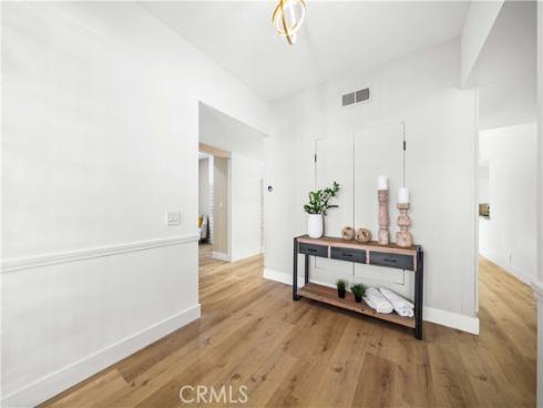 15  Bascom  , Irvine, CA