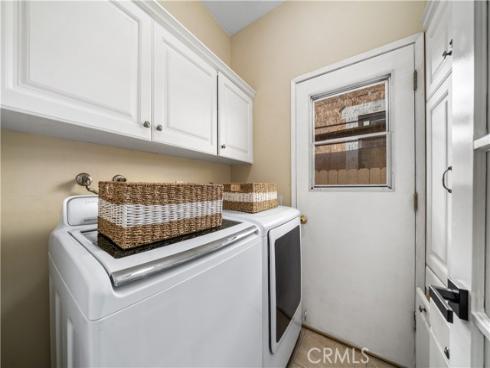 15  Bascom  , Irvine, CA