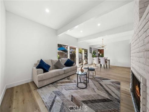 15  Bascom  , Irvine, CA