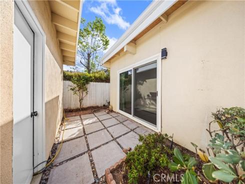 15  Bascom  , Irvine, CA