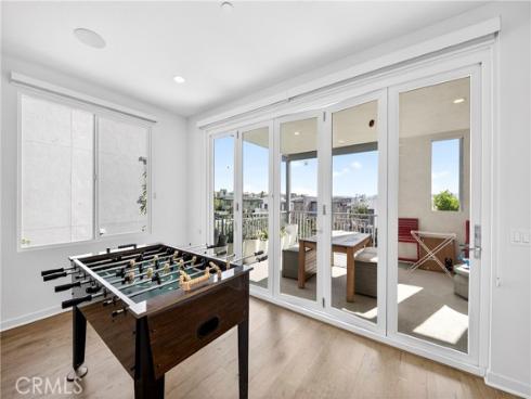 335 Magnet , Irvine, CA