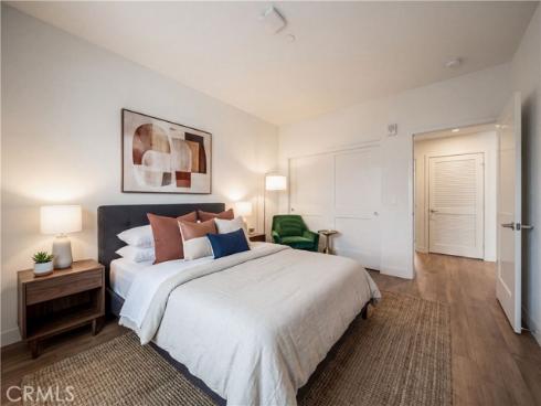 2402  Nolita  , Irvine, CA