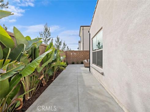 120  eversedge  , Irvine, CA