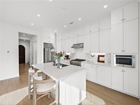 120  eversedge  , Irvine, CA