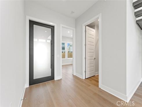 209  Stage  , Irvine, CA