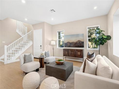 126  Scale  , Irvine, CA