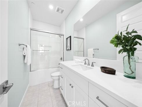 126  Scale  , Irvine, CA