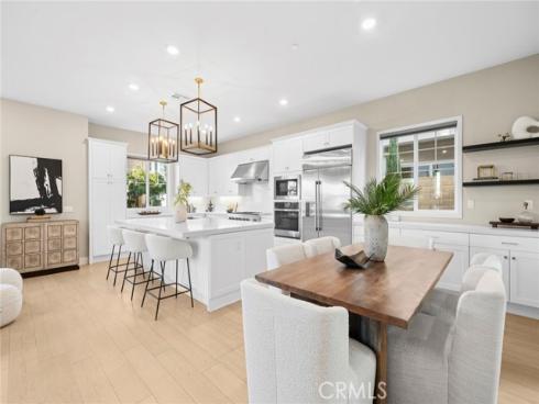 126  Scale  , Irvine, CA