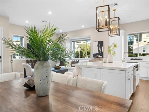 126  Scale  , Irvine, CA