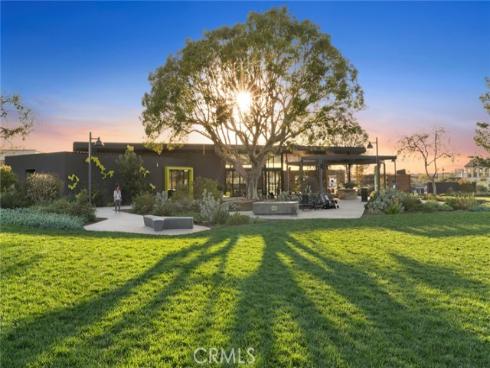 126  Scale  , Irvine, CA