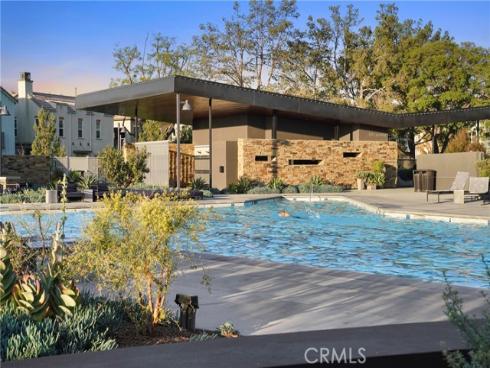 126  Scale  , Irvine, CA