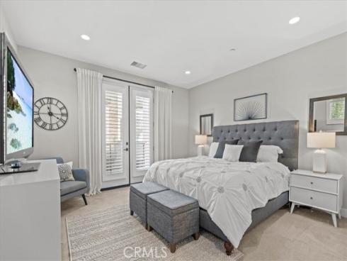 220  Terrapin  , Irvine, CA