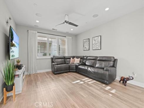 220  Terrapin  , Irvine, CA