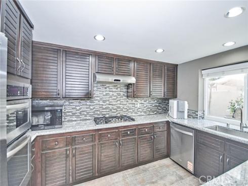 19  Las Cruces  , Irvine, CA