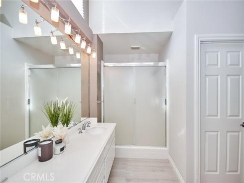 19  Las Cruces  , Irvine, CA