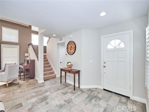 19  Las Cruces  , Irvine, CA