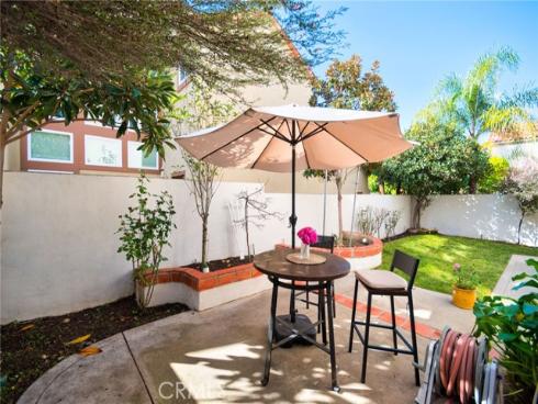 19  Las Cruces  , Irvine, CA