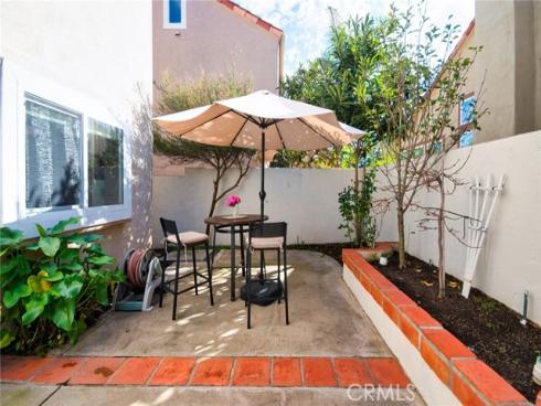 19  Las Cruces  , Irvine, CA