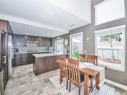 19  Las Cruces  , Irvine, CA