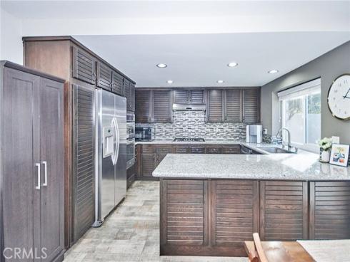 19  Las Cruces  , Irvine, CA