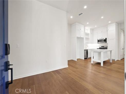 753  Spring Gdn  , Irvine, CA
