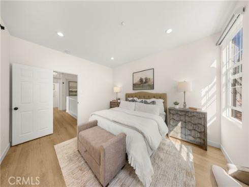 1906  Timberwood  , Irvine, CA