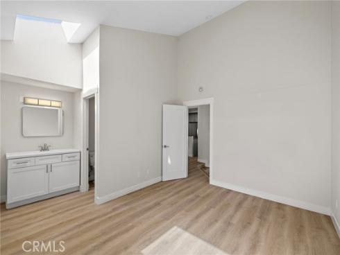 234  Pineview  , Irvine, CA