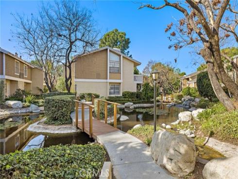 234  Pineview  , Irvine, CA