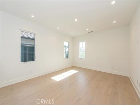 162  Statura  , Irvine, CA