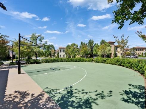 162  Statura  , Irvine, CA