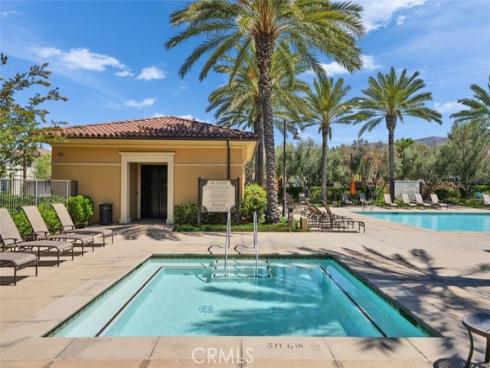 162  Statura  , Irvine, CA