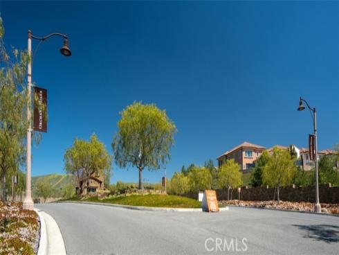 162  Statura  , Irvine, CA