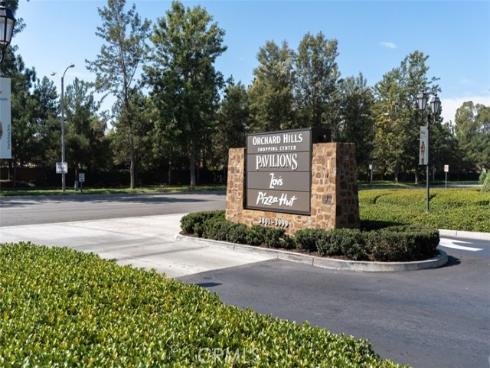 162  Statura  , Irvine, CA