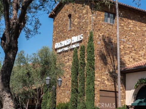 162  Statura  , Irvine, CA