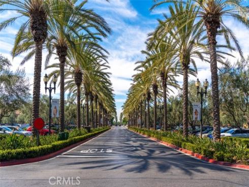 162  Statura  , Irvine, CA