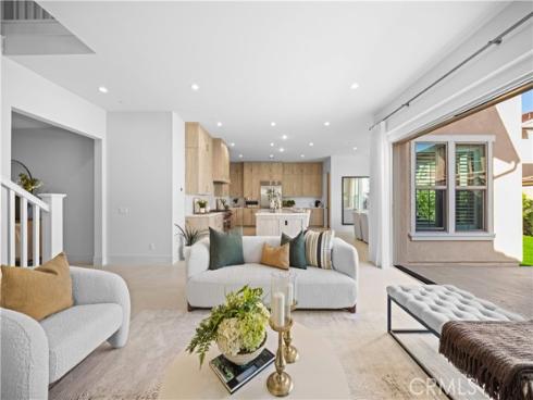 112  Oakstone  , Irvine, CA