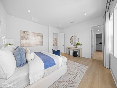 112  Oakstone  , Irvine, CA