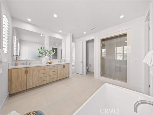 112  Oakstone  , Irvine, CA