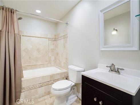 2243  Martin  217 , Irvine, CA