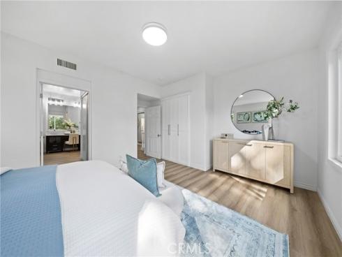 18  Broadleaf  , Irvine, CA