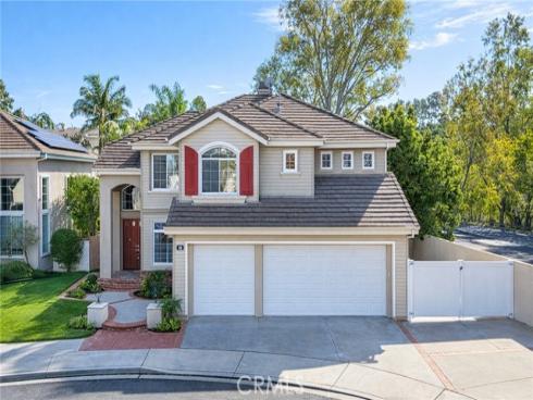 18  Broadleaf  , Irvine, CA