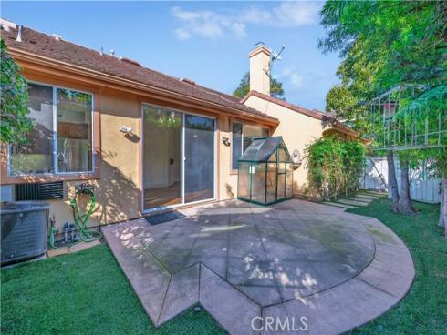 12  La Ronda  , Irvine, CA
