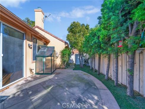 12  La Ronda  , Irvine, CA