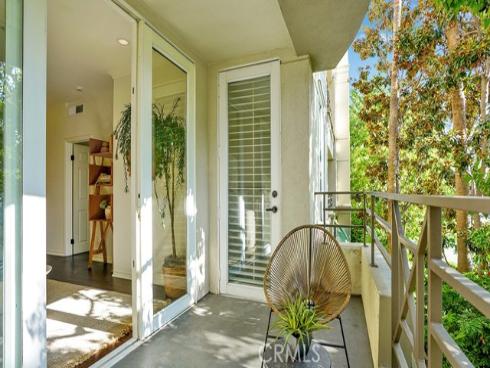 2233  Martin  216 , Irvine, CA