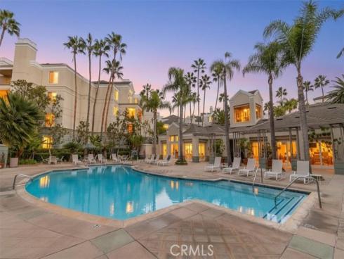 2233  Martin  216 , Irvine, CA