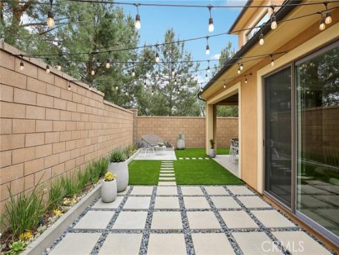 100  Omar  , Irvine, CA