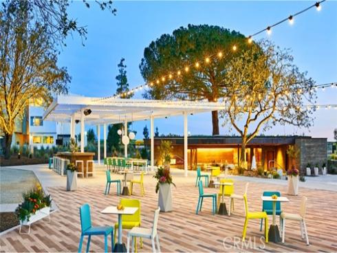 904  Chinon  , Irvine, CA