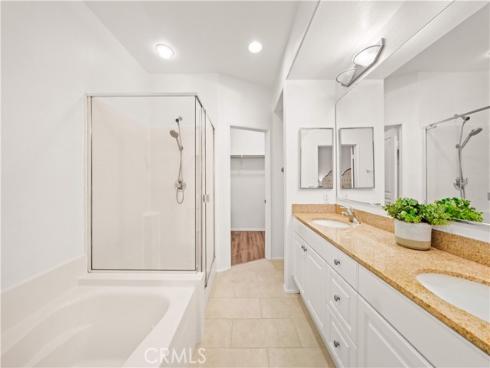 2250  Watermarke  , Irvine, CA