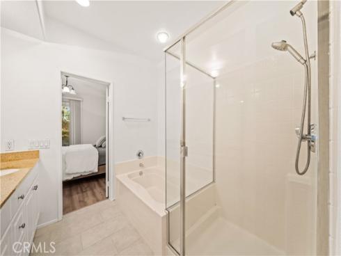 2250  Watermarke  , Irvine, CA